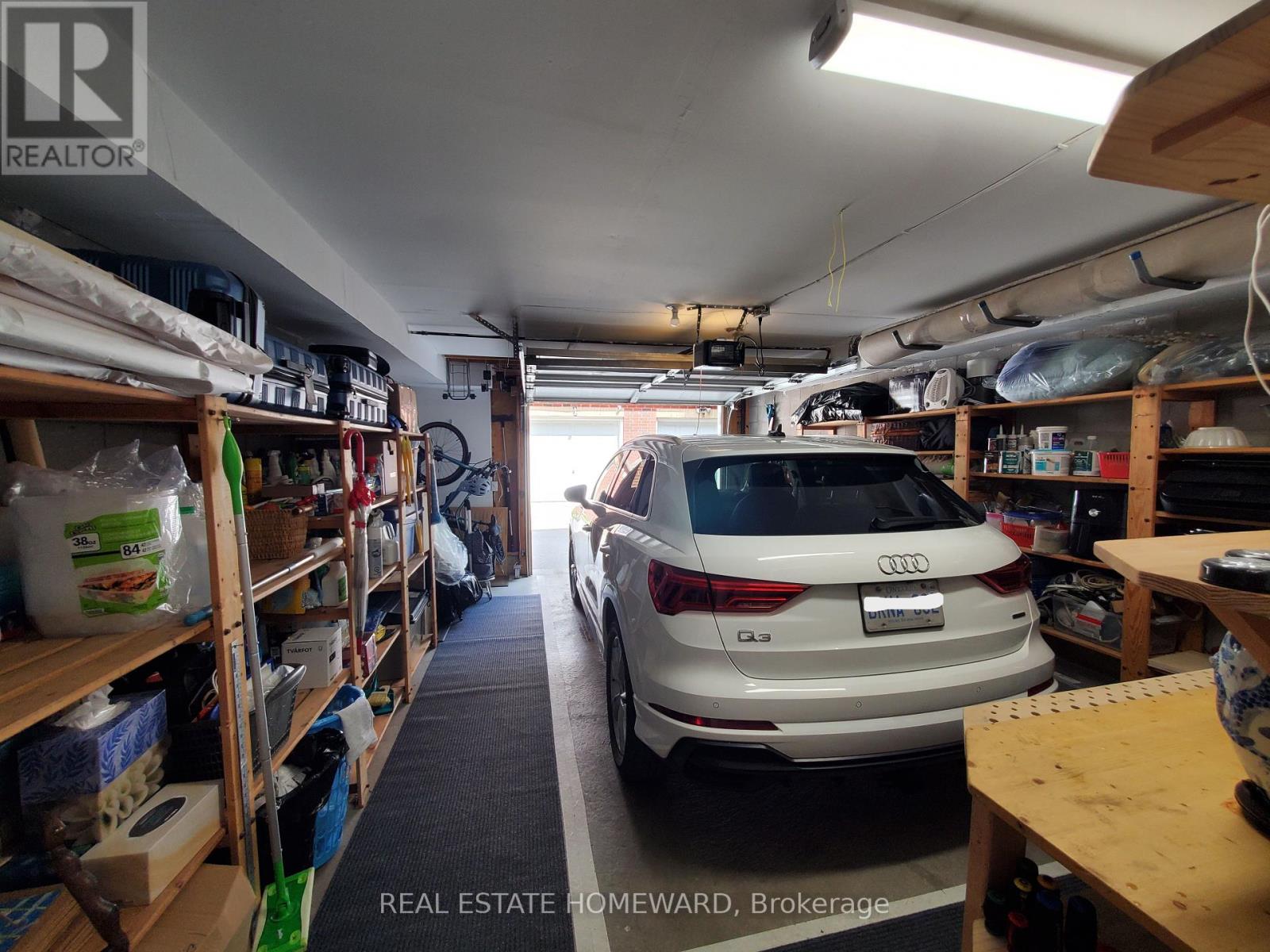 Photo 21 of 257 Milan Street, Toronto ON