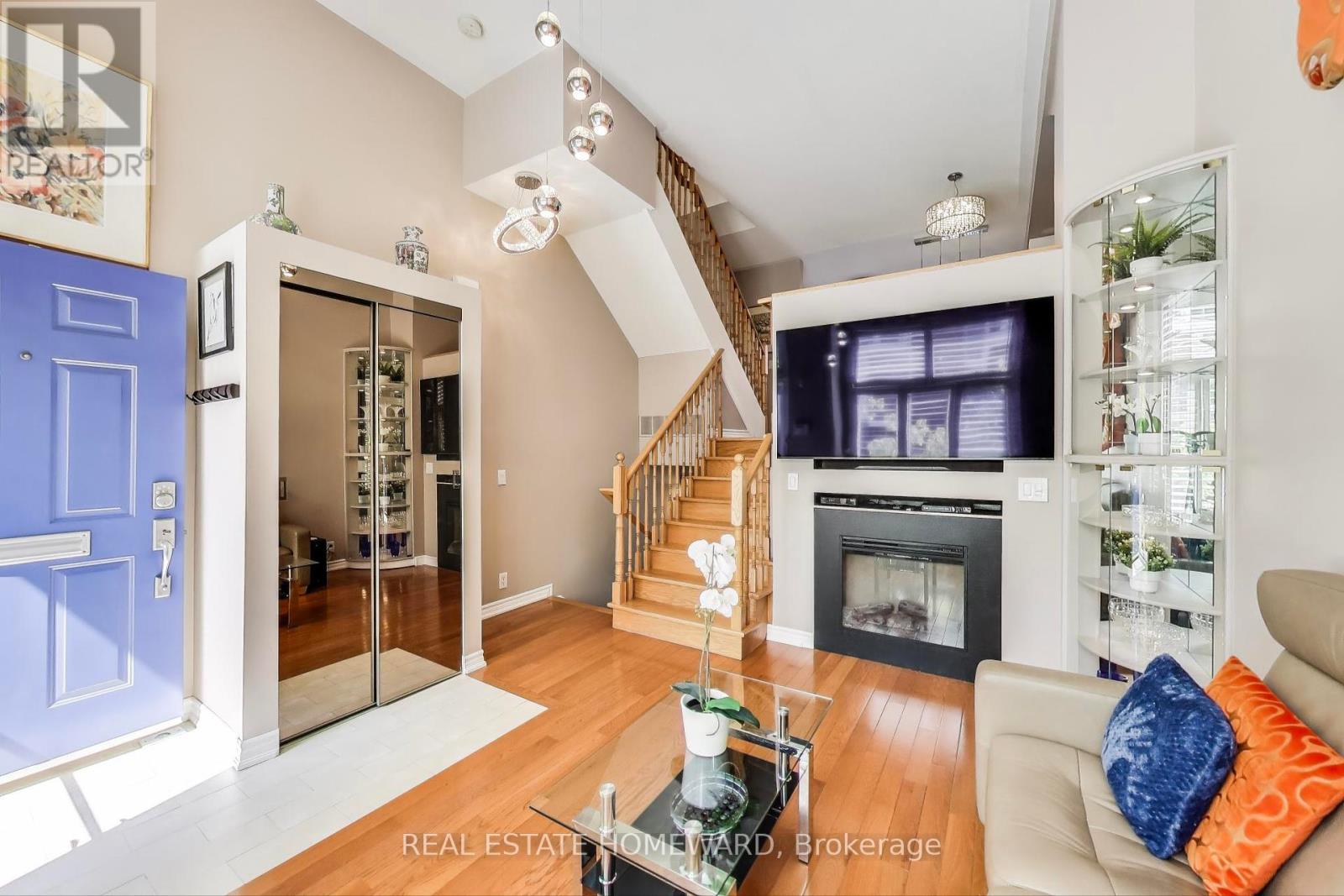 Photo 29 of 257 Milan Street, Toronto ON