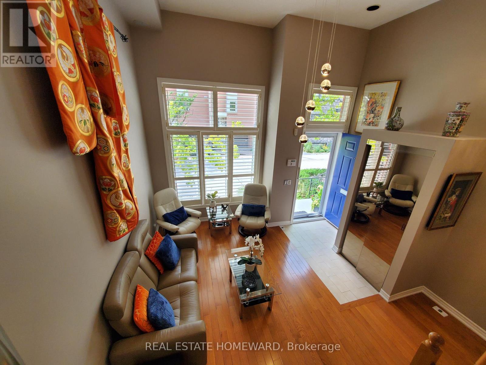 Photo 23 of 257 Milan Street, Toronto ON