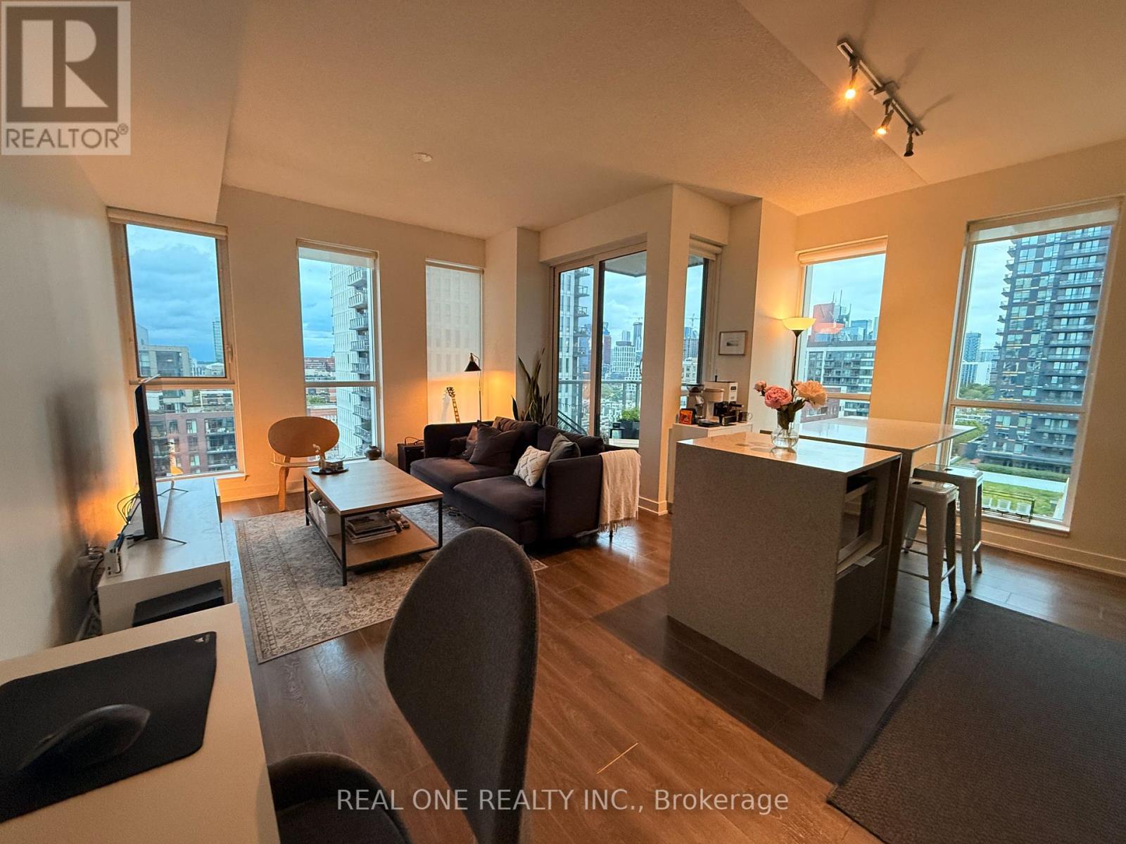 Photo 5 of 1206 170 Sumach Street, Toronto ON