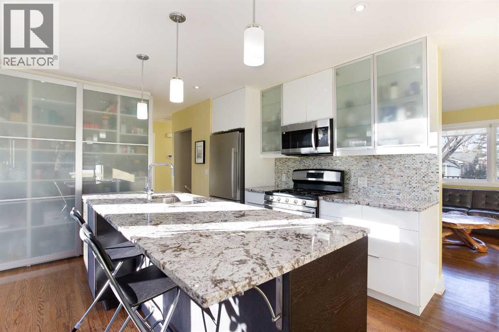 Single Family House Bungalow for Sale in  Mayfair Road SW Meadowlark Park Calgary 