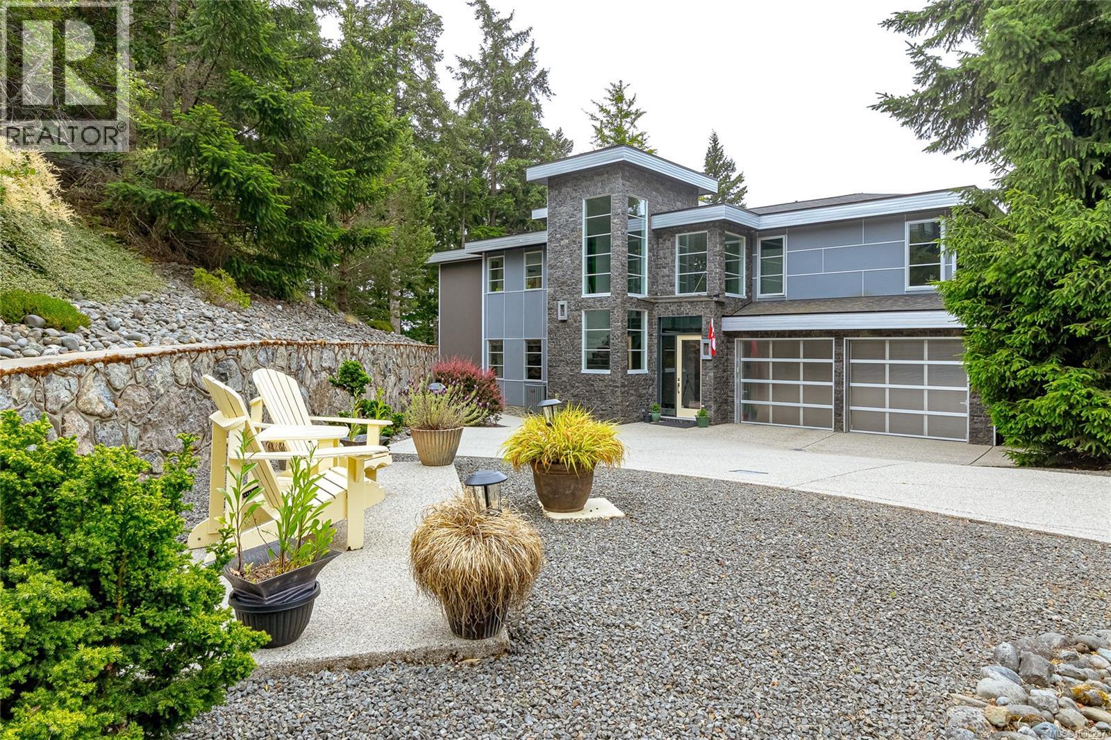 556 Delora Drive, Colwood