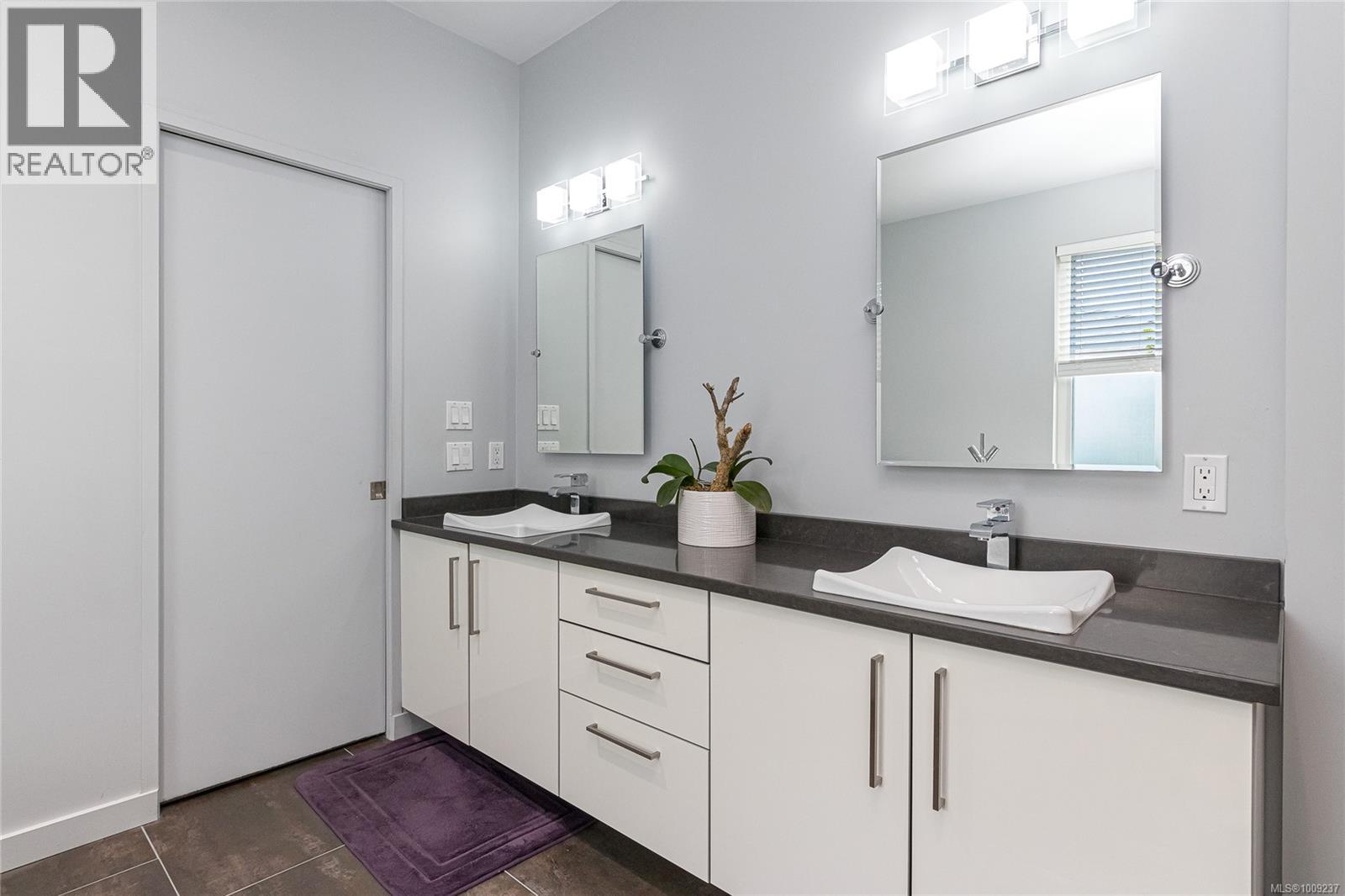  556 Delora Drive, Colwood