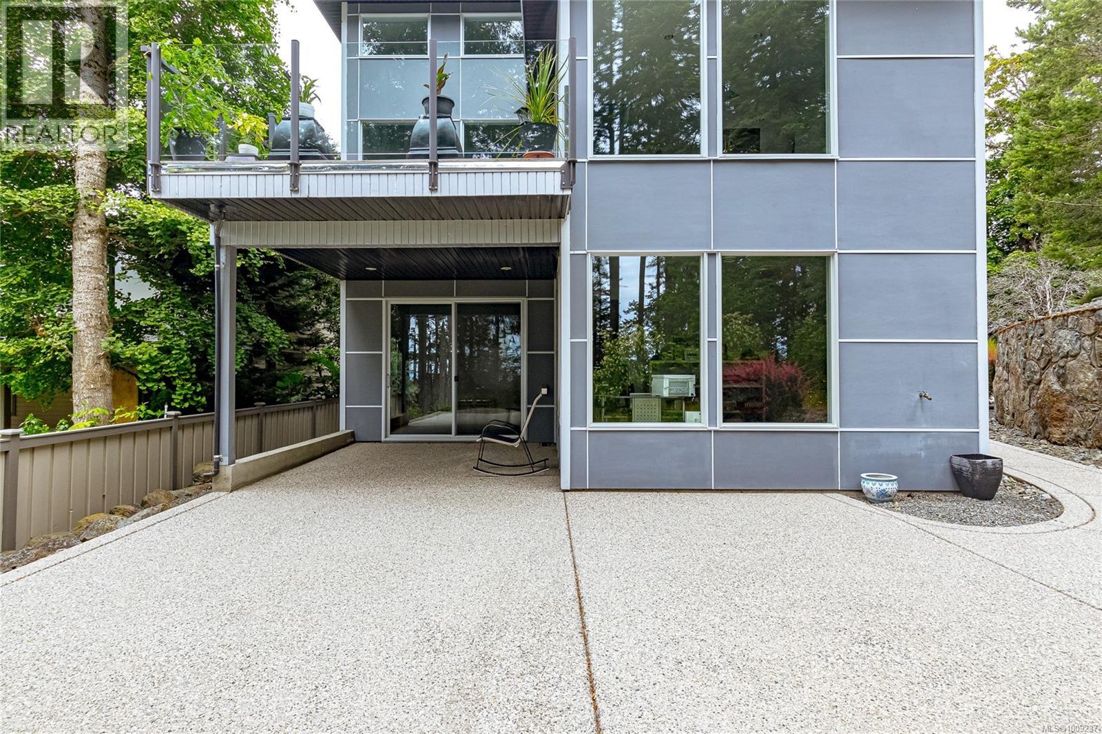  556 Delora Drive, Colwood