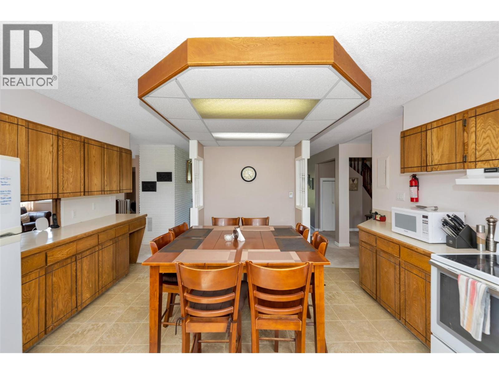 4111 round Prairie Road, Armstrong