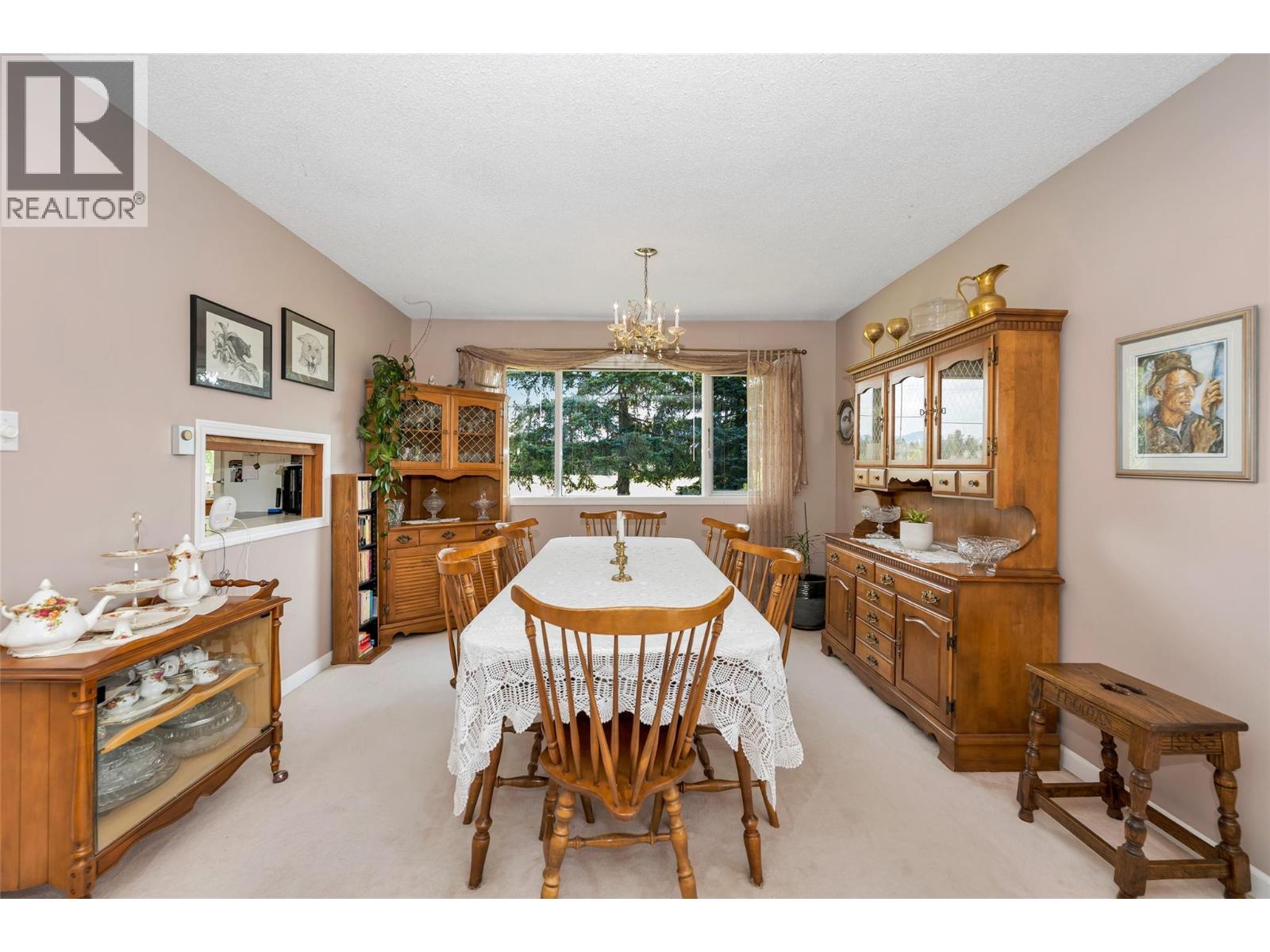 4111 round Prairie Road, Armstrong