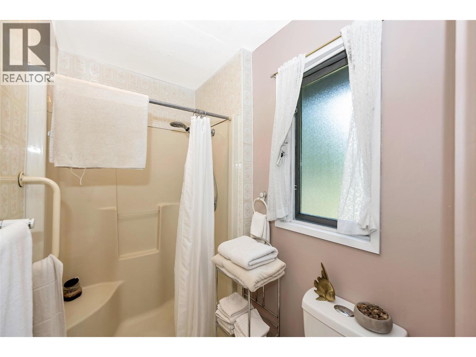 4111 round Prairie Road, Armstrong