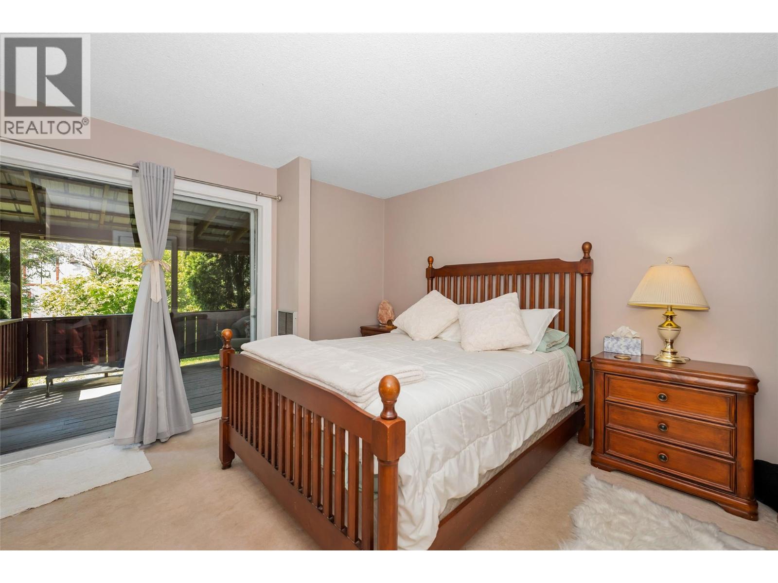 4111 round Prairie Road, Armstrong