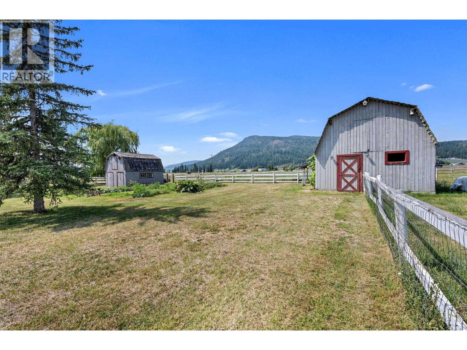 4111 round Prairie Road, Armstrong