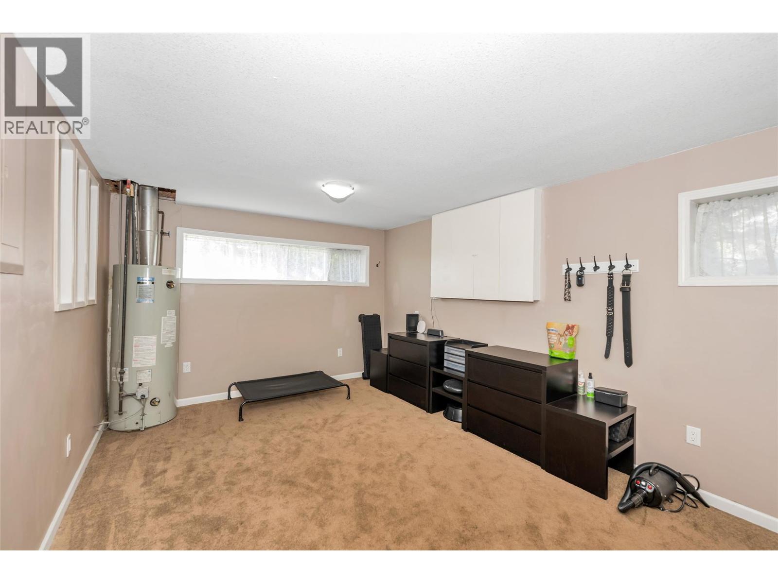 4111 round Prairie Road, Armstrong