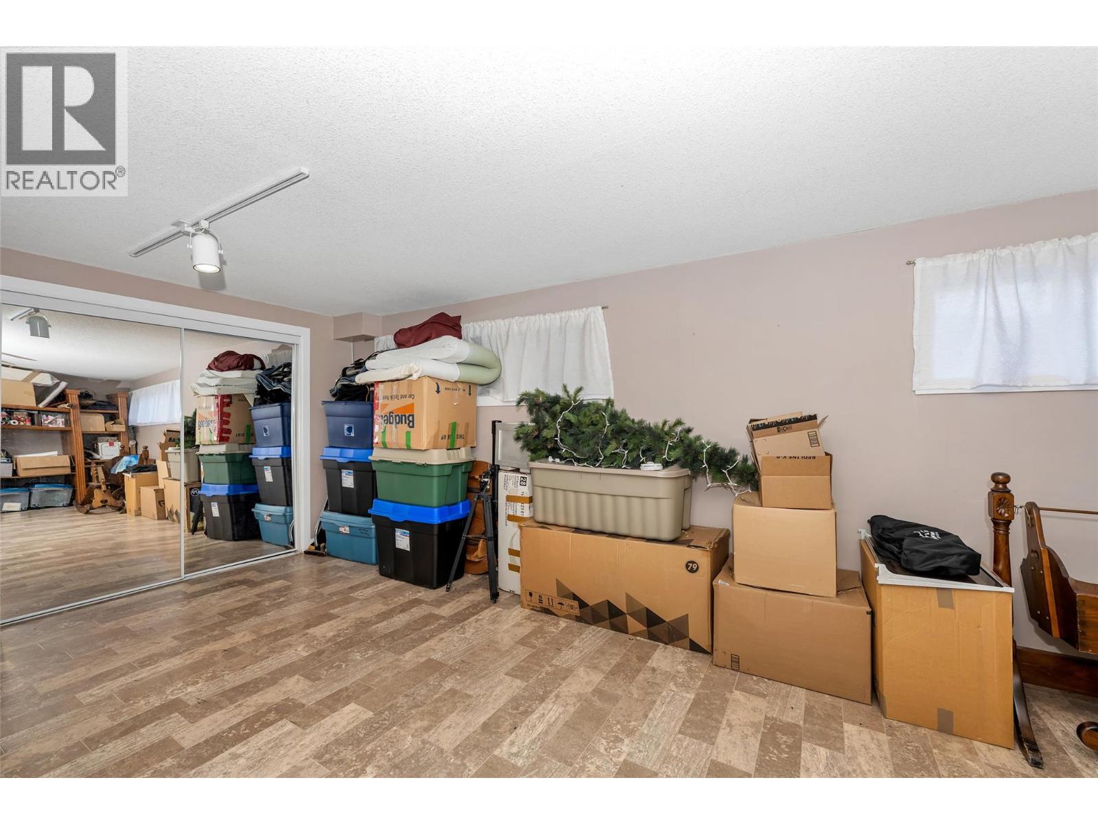 4111 round Prairie Road, Armstrong