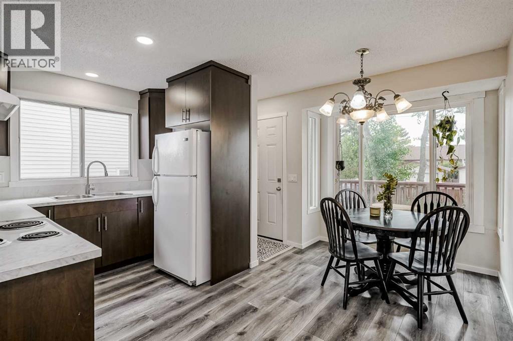 Single Family House Bi-level for Sale in  Falconridge Place NE Falconridge Calgary 