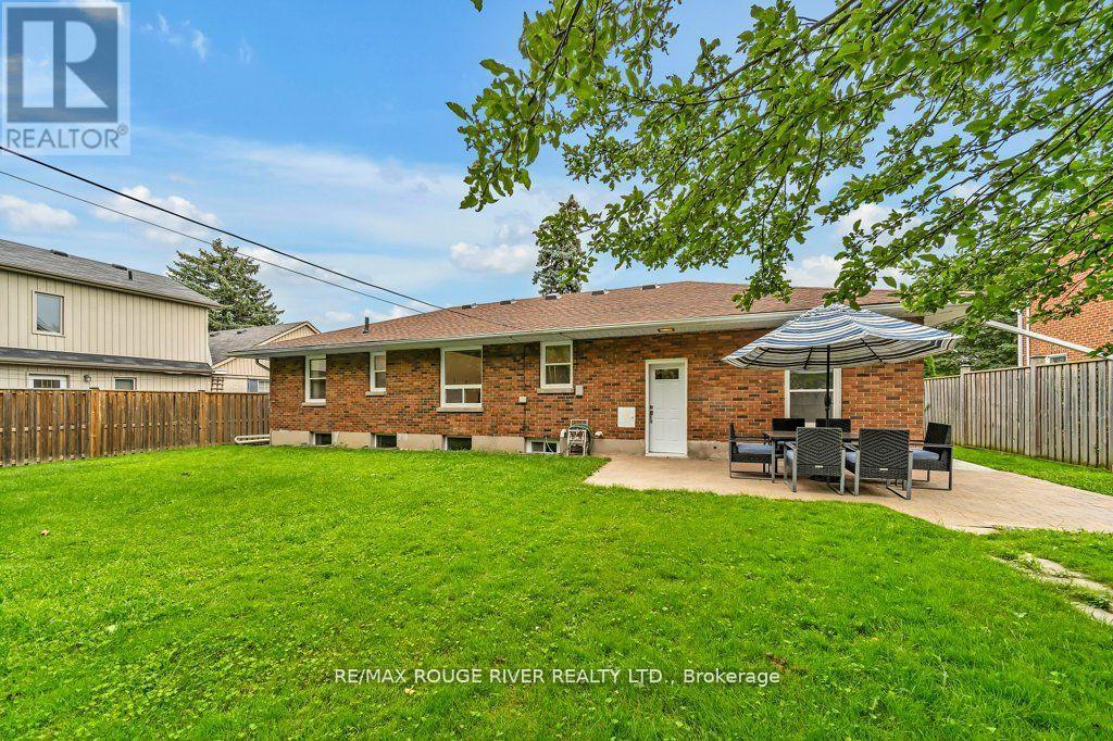 Photo 39 of 786 Mary Street N, Oshawa ON