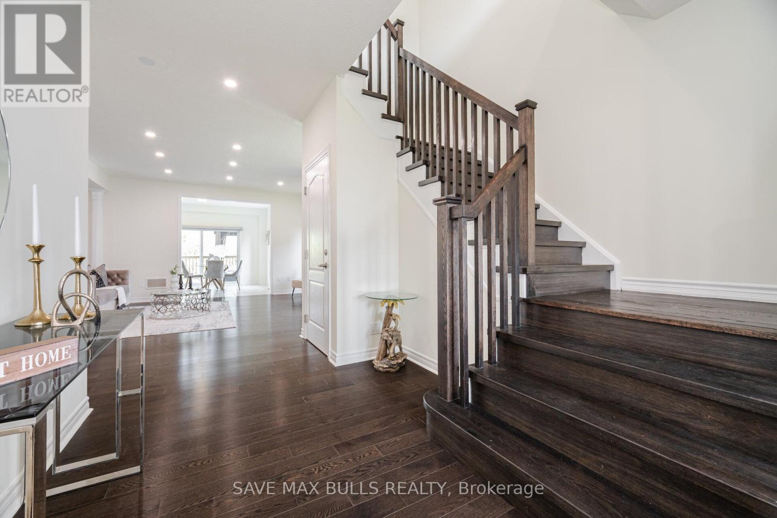 Photo 22 of 23 Kilpatrick Court, Clarington ON
