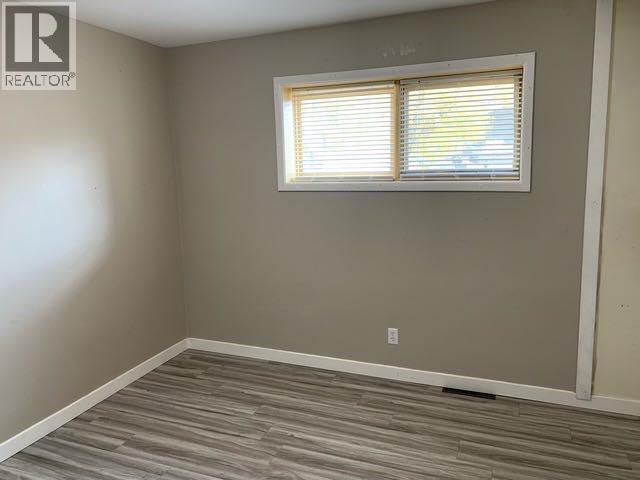 Photo 12 of 1505 6 A Avenue N, Lethbridge AB