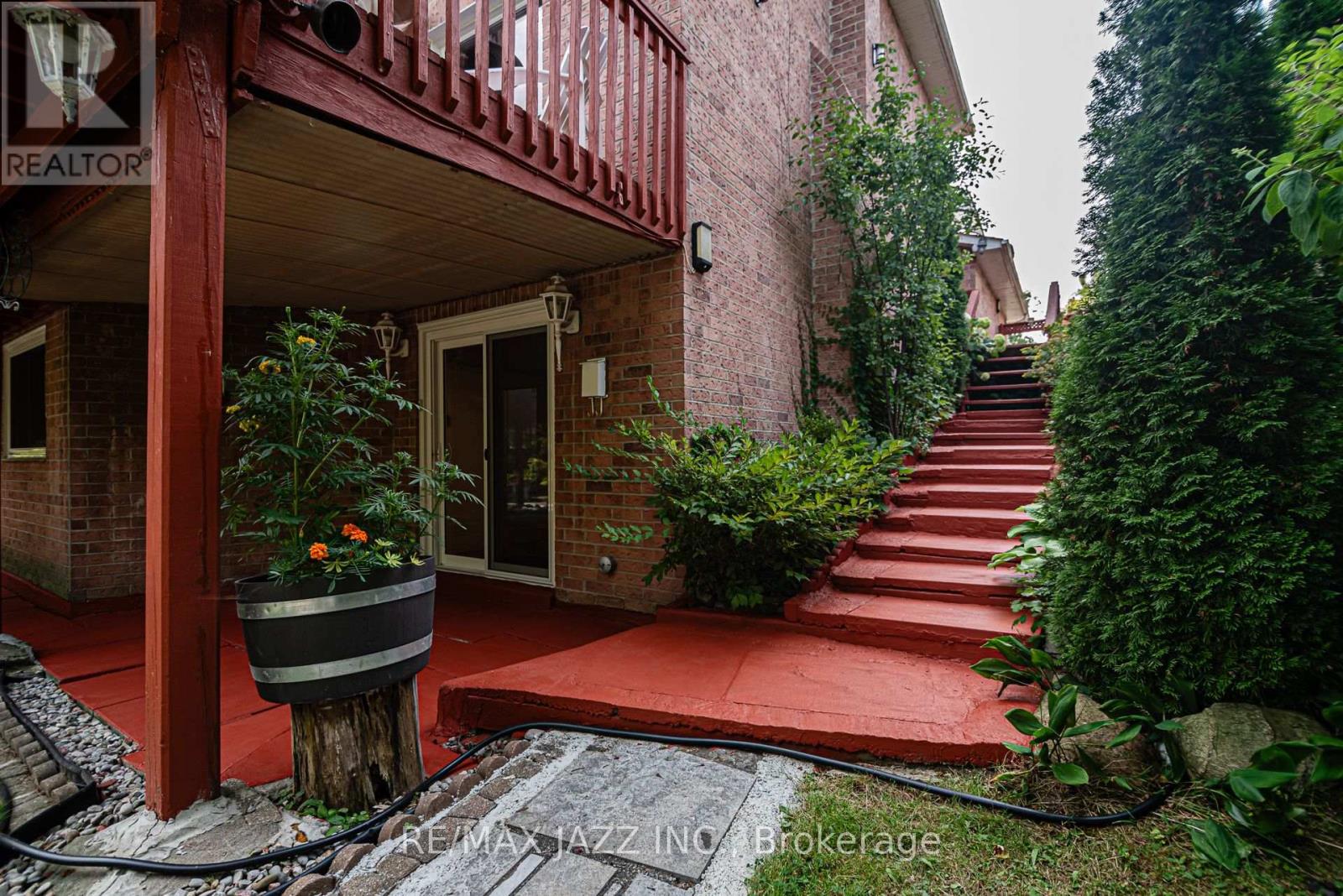 Photo 8 of Bsmt 30 Love Crescent, Ajax ON