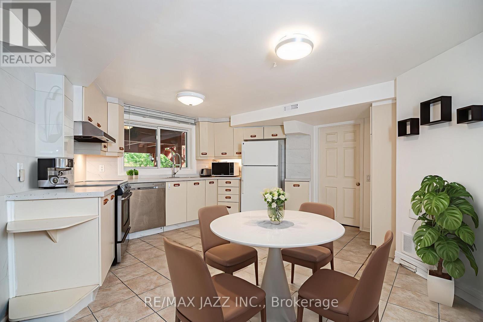 Photo 12 of Bsmt 30 Love Crescent, Ajax ON