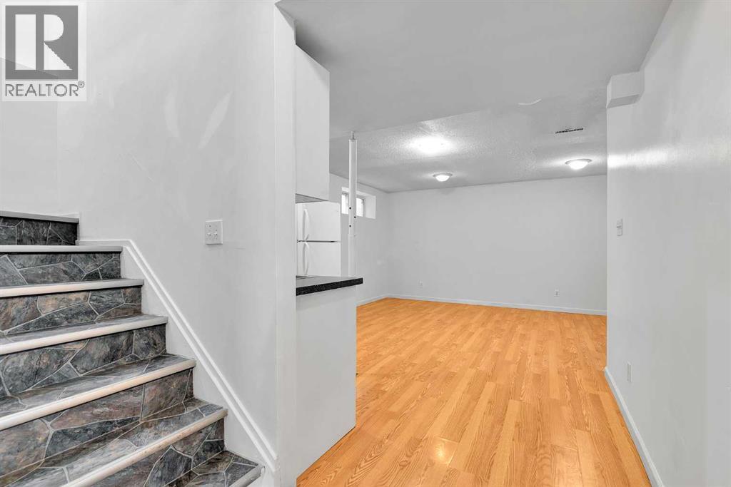 Photo 34 of 35 Saddlehorn Crescent Ne, Calgary AB
