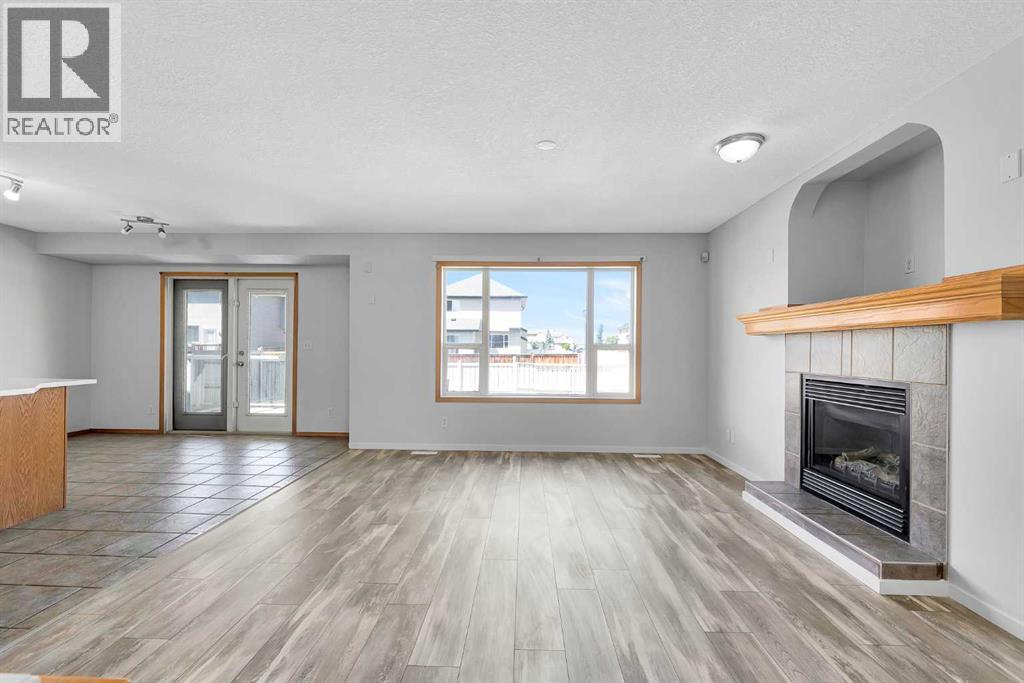 Photo 9 of 35 Saddlehorn Crescent Ne, Calgary AB