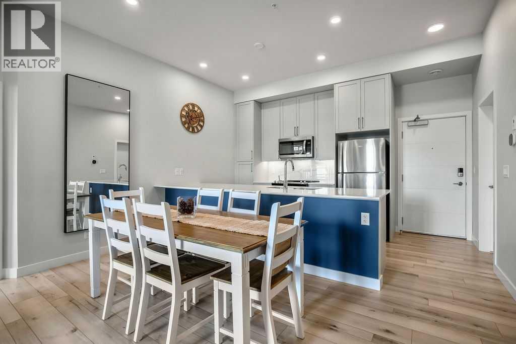 Single Family House for Sale in   Les Jardins Park Douglasdale/Glen Calgary 