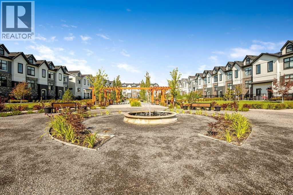 Single Family House for Sale in   Les Jardins Park Douglasdale/Glen Calgary 