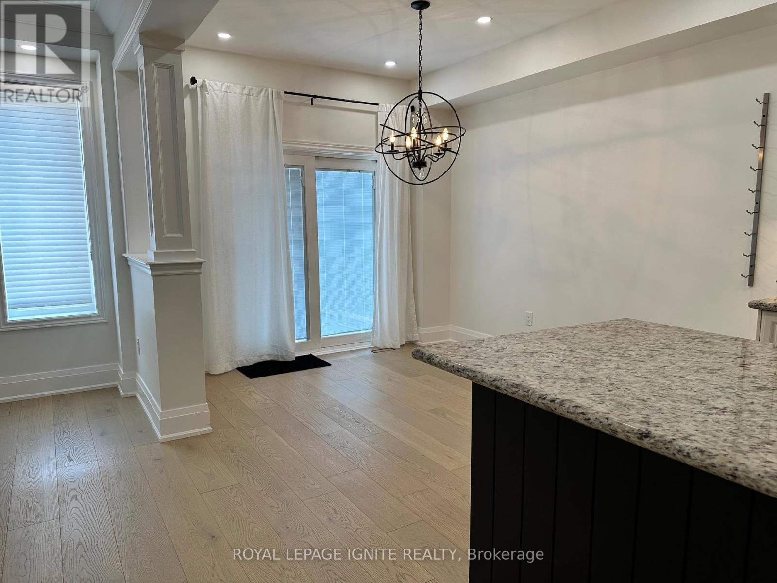 Photo 13 of 27 Oren Street, Vaughan ON