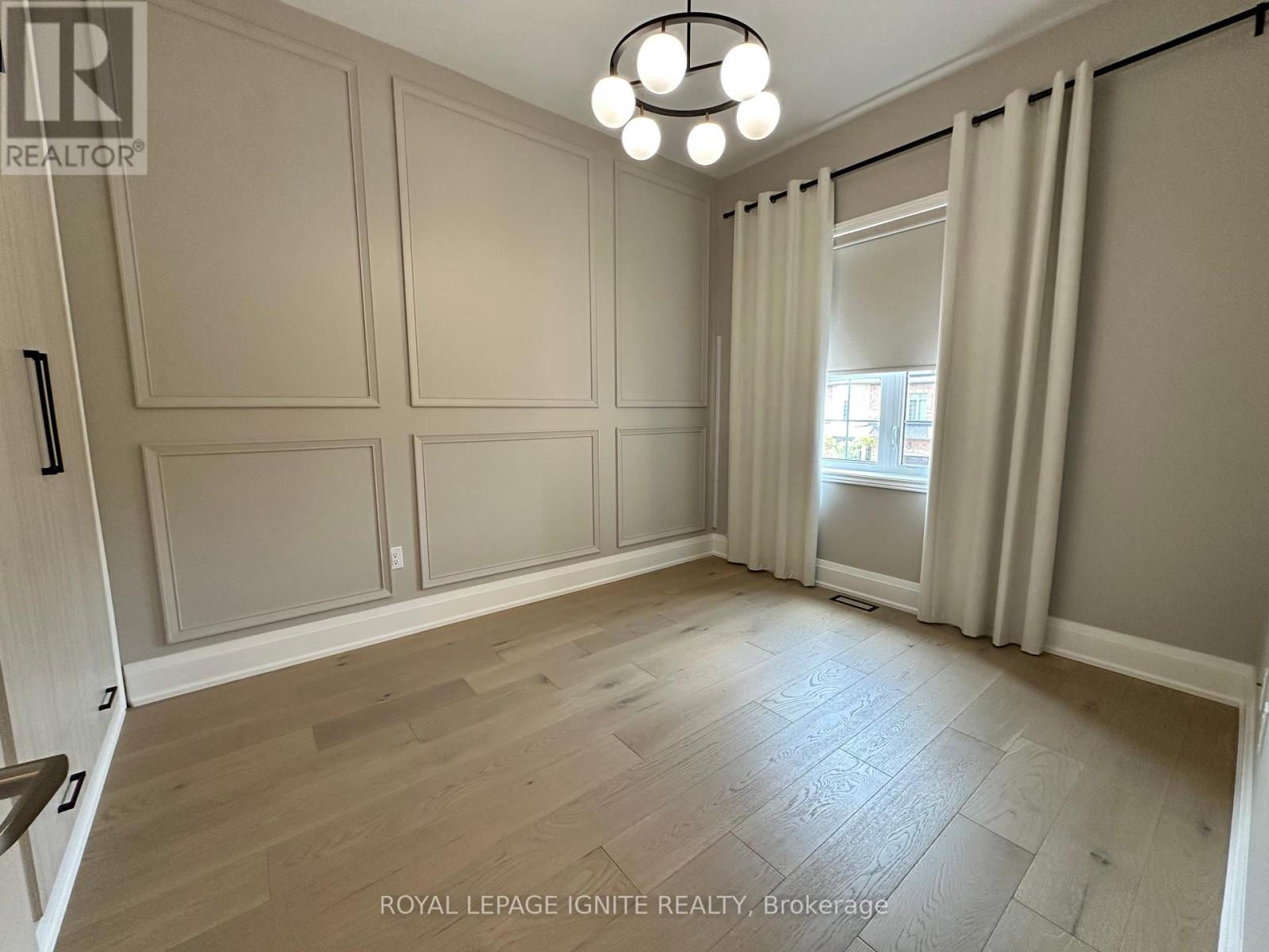 Photo 7 of 27 Oren Street, Vaughan ON