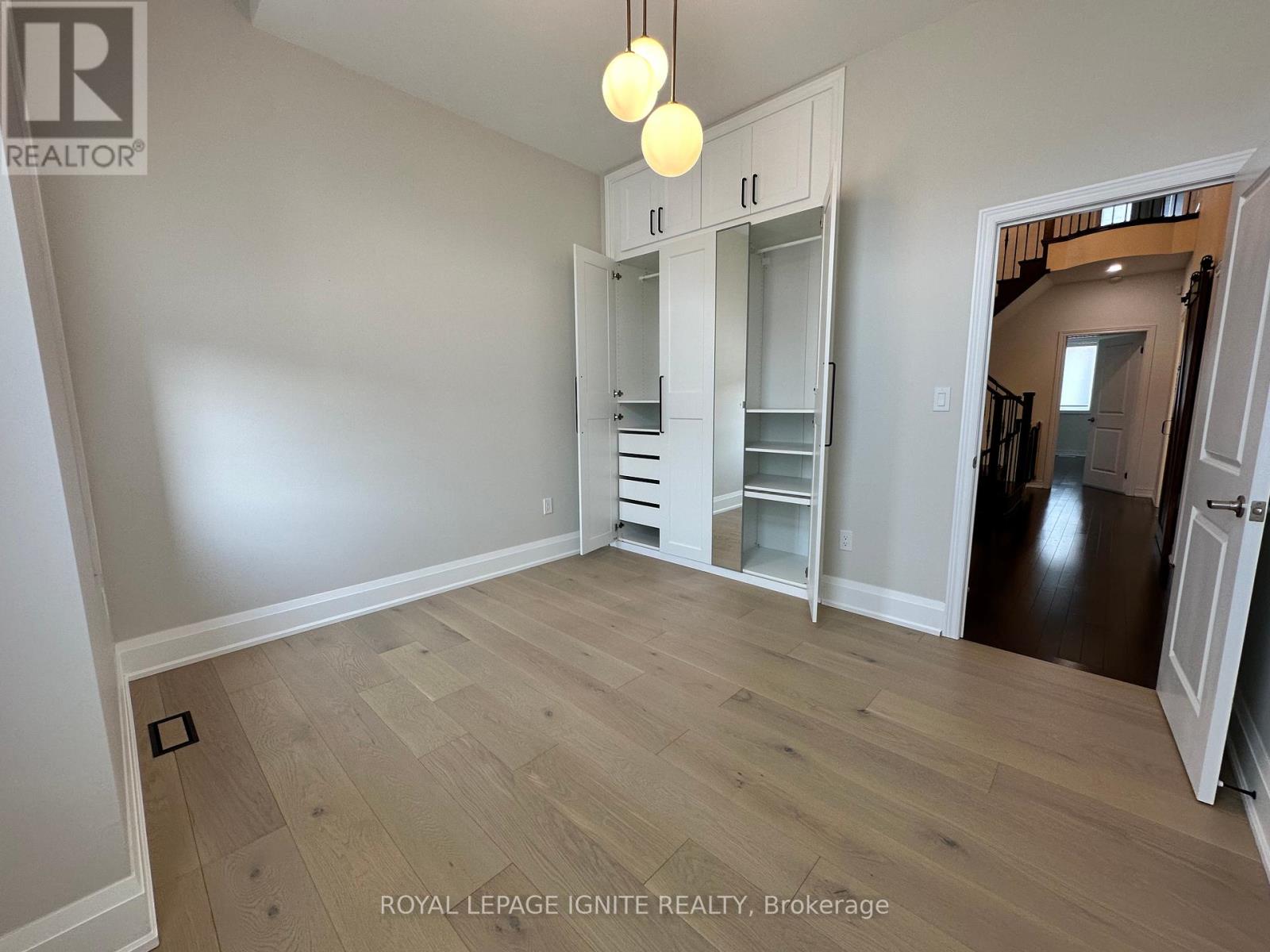 Photo 17 of 27 Oren Street, Vaughan ON