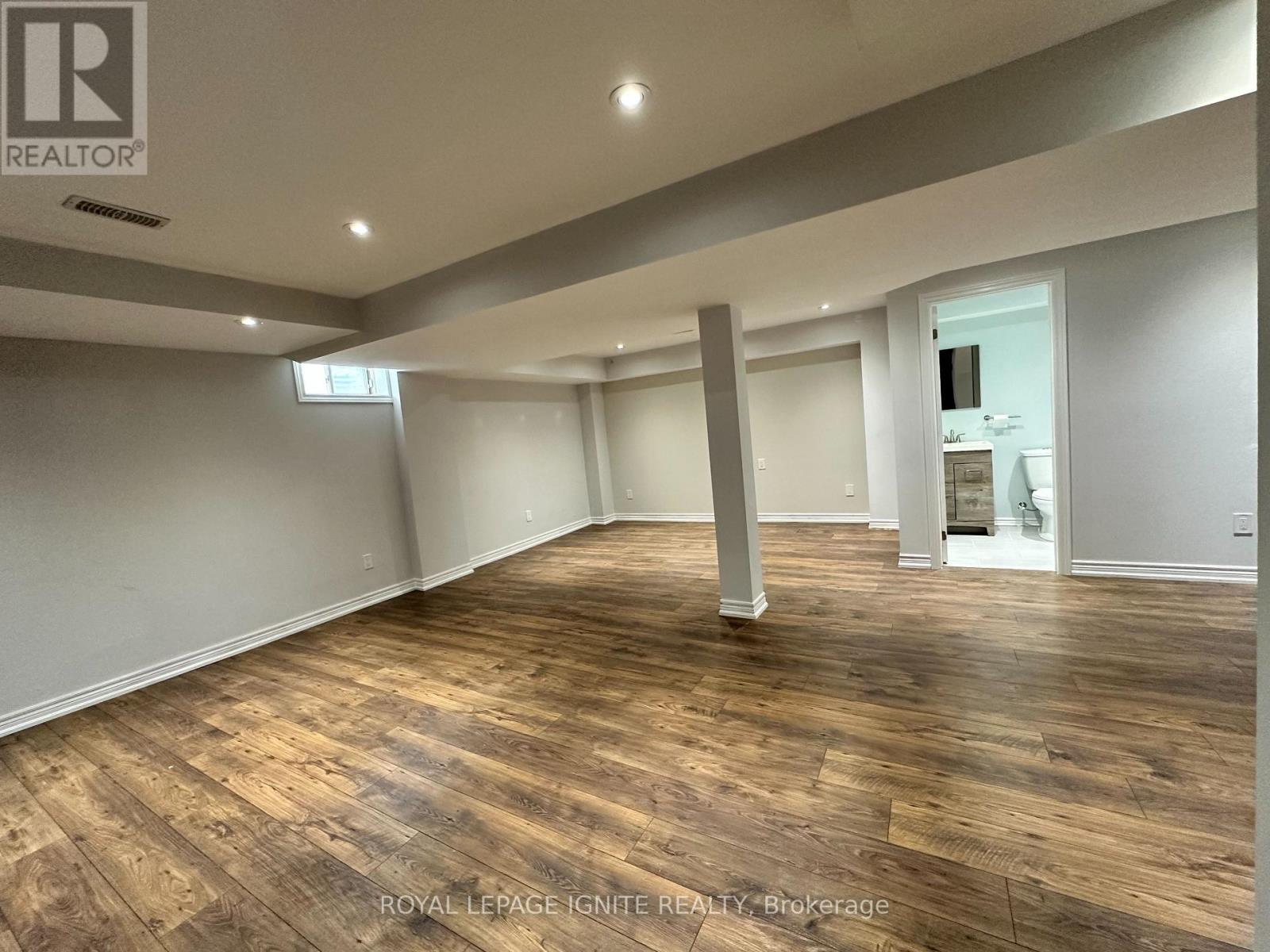Photo 31 of 27 Oren Street, Vaughan ON