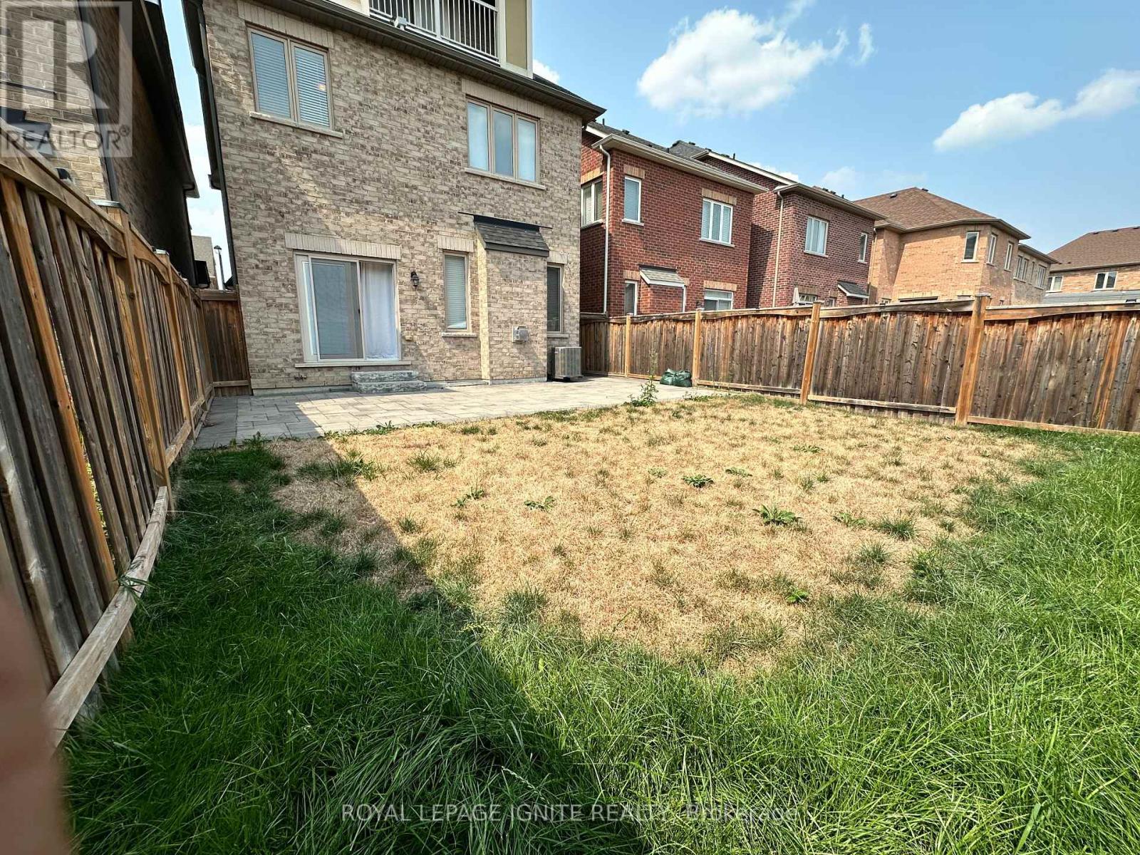 Photo 10 of 27 Oren Street, Vaughan ON