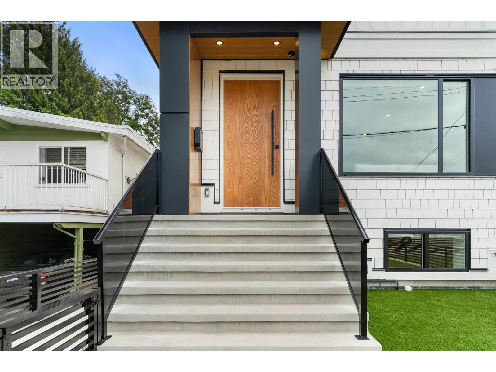 Photo 3 of 2 7822 Goodlad Street, Burnaby BC