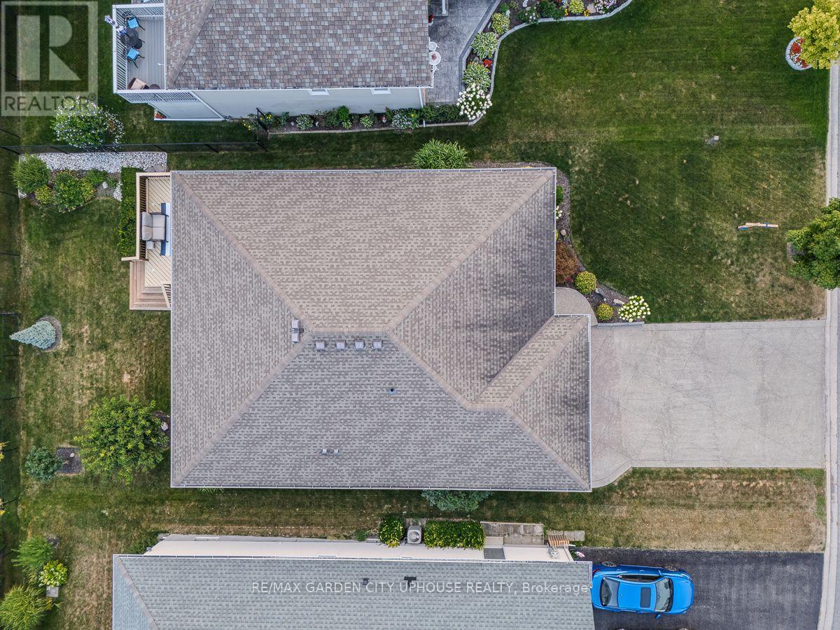 Photo 6 of 132 Loretta Drive, Niagaraonthelake ON