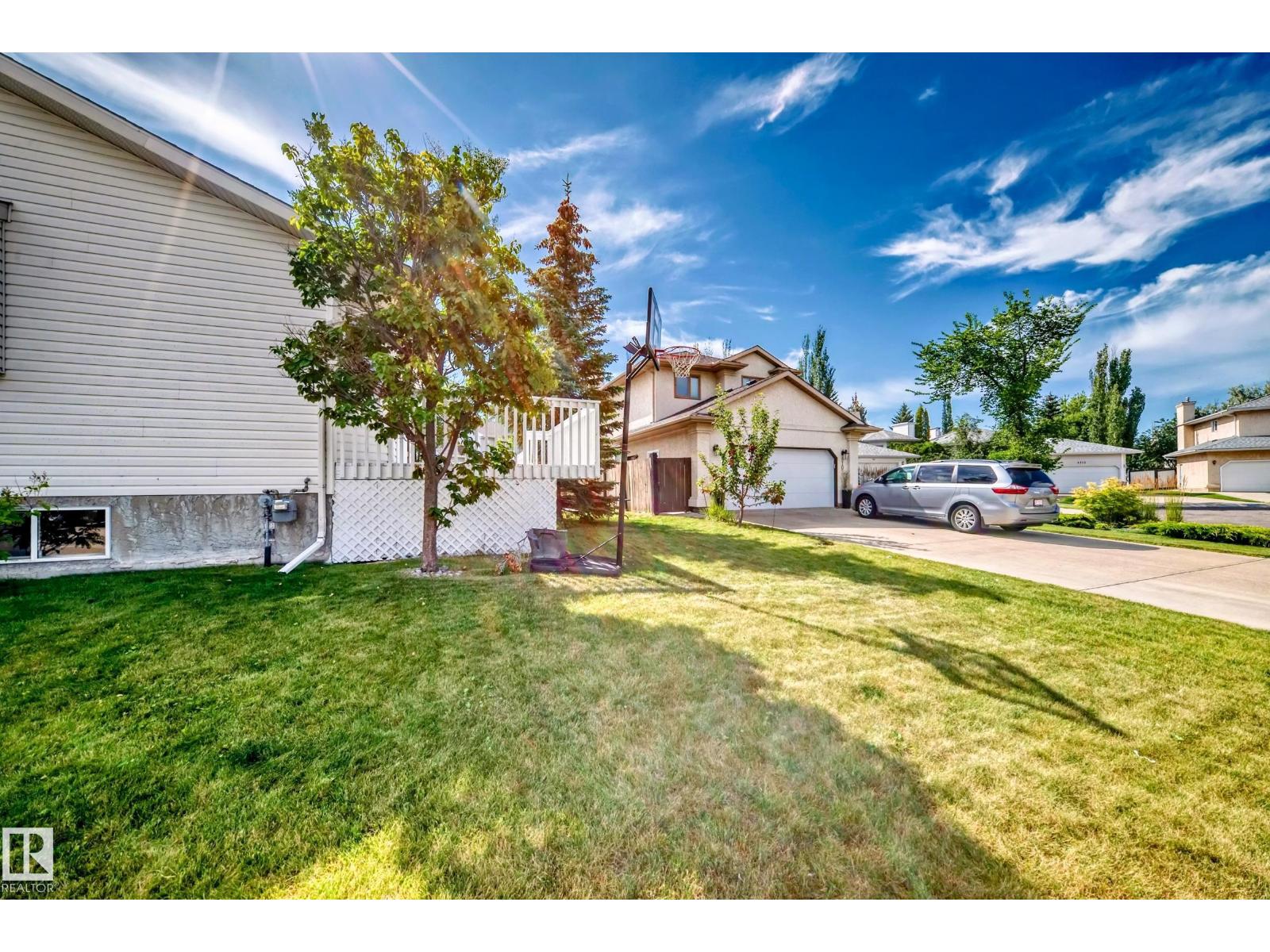 Photo 50 of 3832 41 St Nw, Edmonton AB