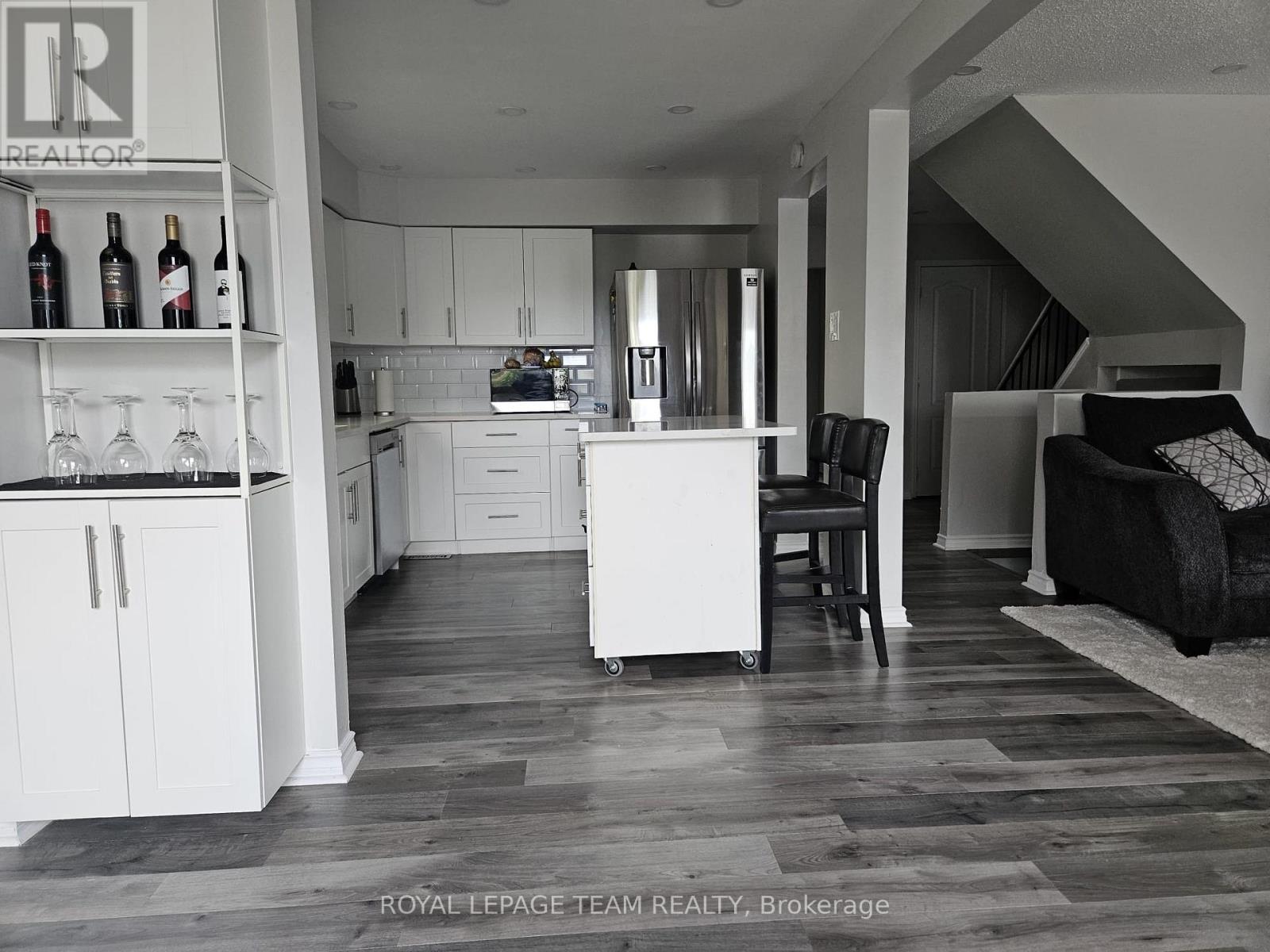 Photo 16 of 1891 Longman Crescent, Ottawa ON