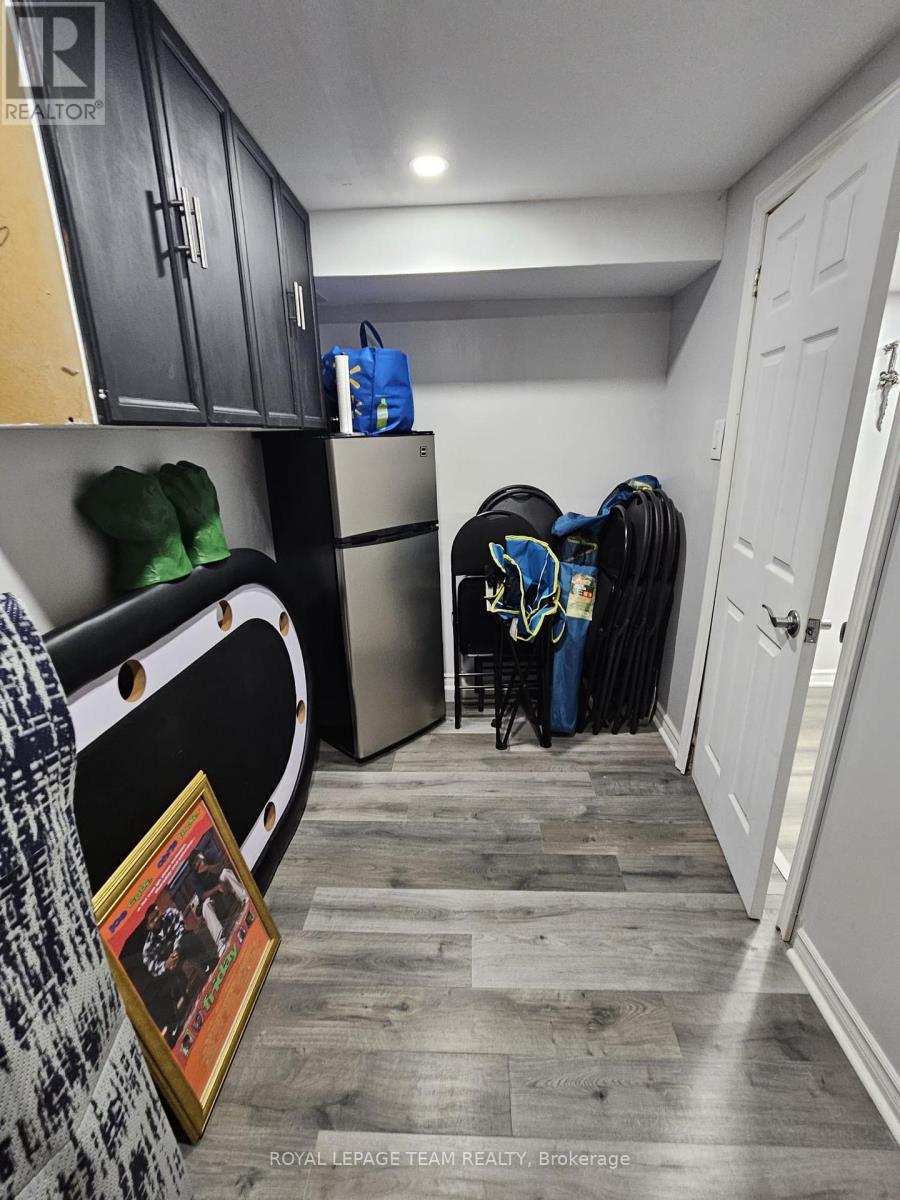 Photo 25 of 1891 Longman Crescent, Ottawa ON
