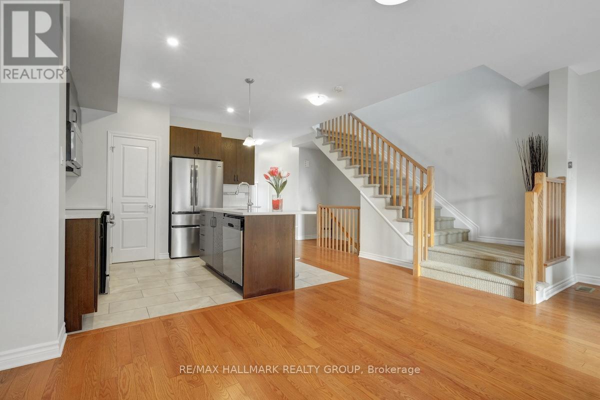 Photo 11 of 199 A Shinny Avenue, Ottawa ON