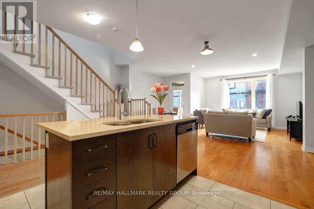 Photo 16 of 199 A Shinny Avenue, Ottawa ON