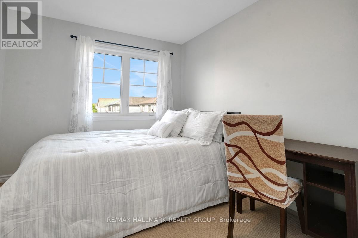 Photo 30 of 199 A Shinny Avenue, Ottawa ON