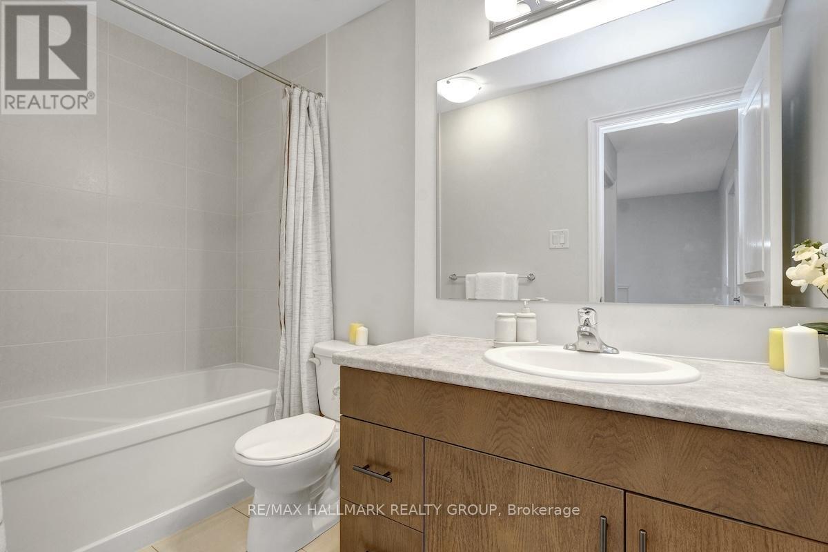 Photo 32 of 199 A Shinny Avenue, Ottawa ON