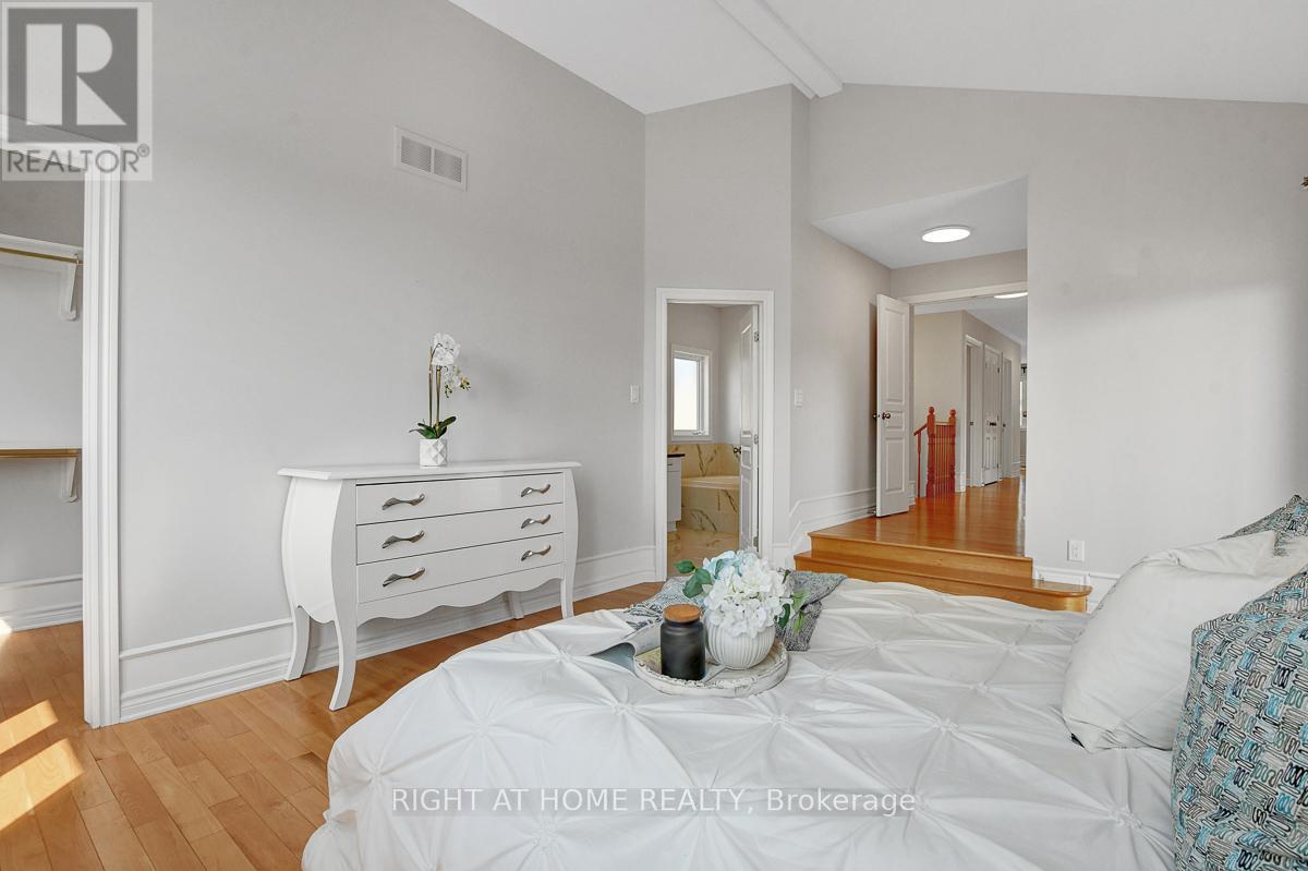 Photo 28 of 510 Summerhill Street, Ottawa ON
