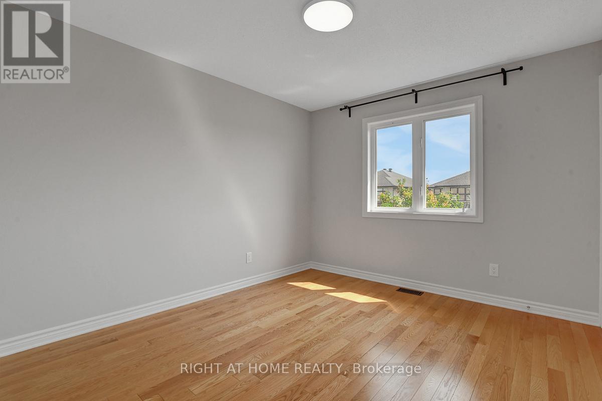 Photo 35 of 510 Summerhill Street, Ottawa ON