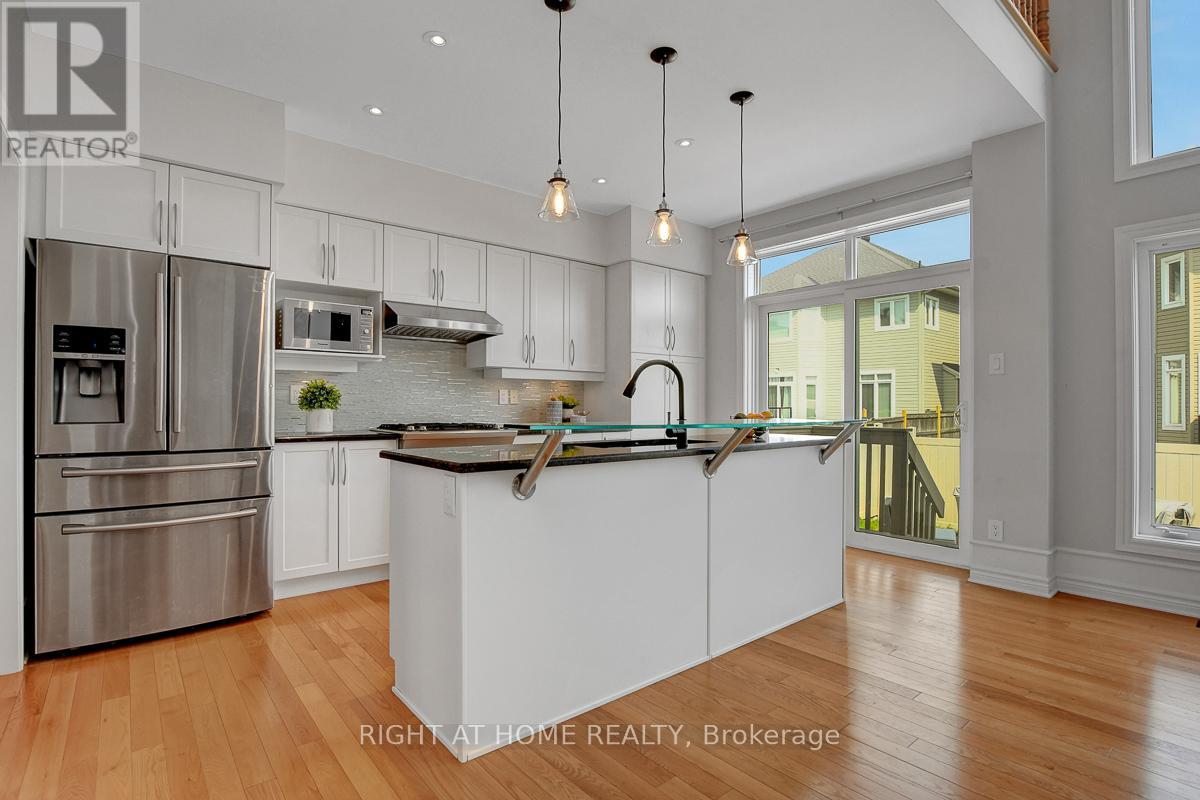 Photo 6 of 510 Summerhill Street, Ottawa ON