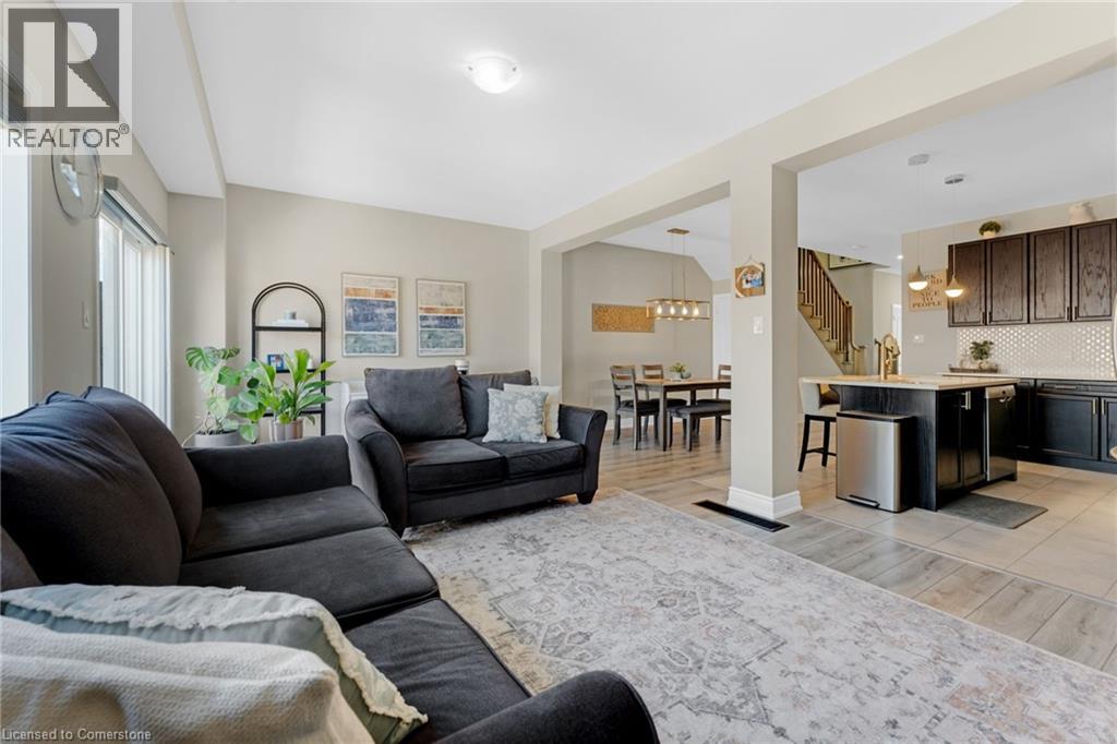 Photo 18 of 72 Homestead Way Way, Thorold ON
