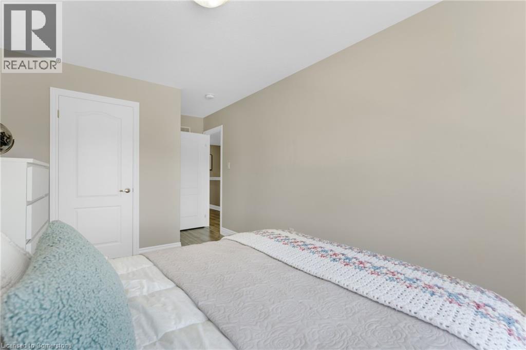 Photo 27 of 72 Homestead Way Way, Thorold ON