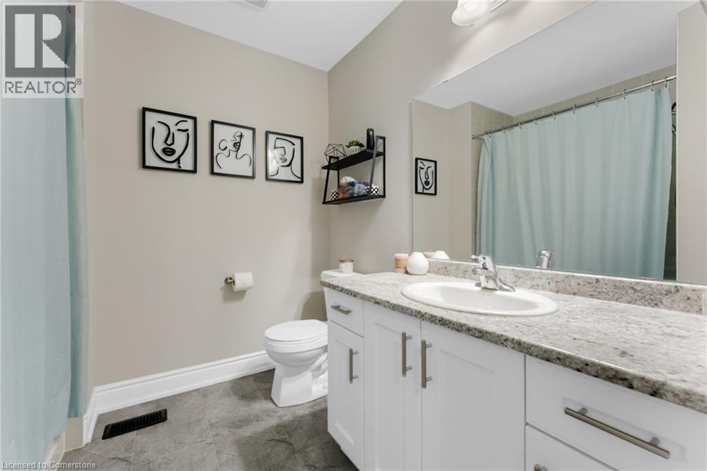 Photo 30 of 72 Homestead Way Way, Thorold ON