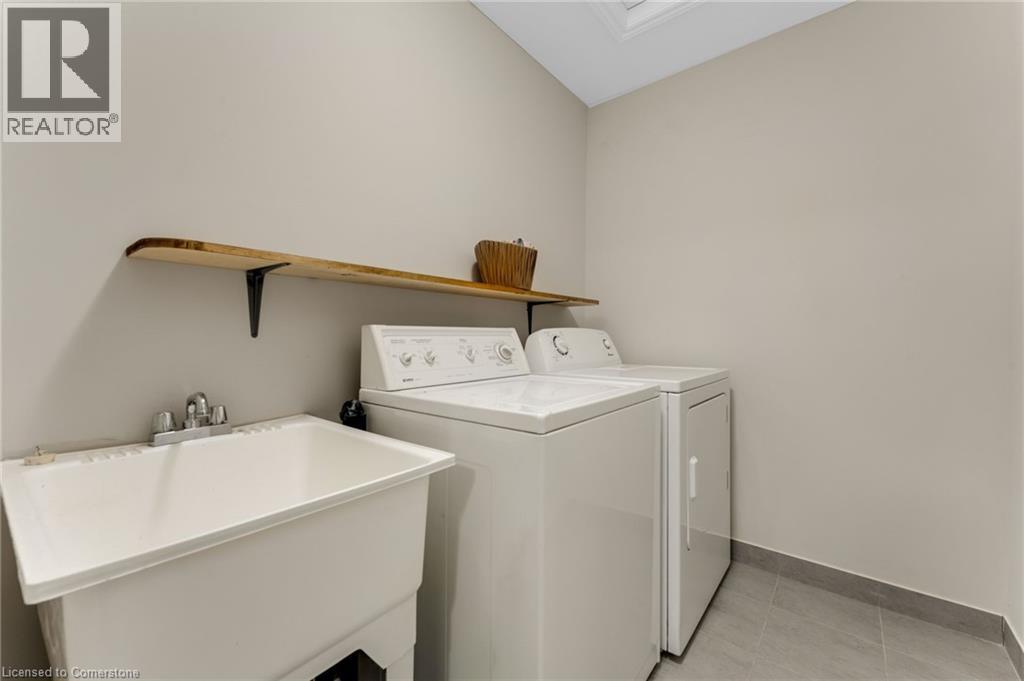 Photo 32 of 72 Homestead Way Way, Thorold ON