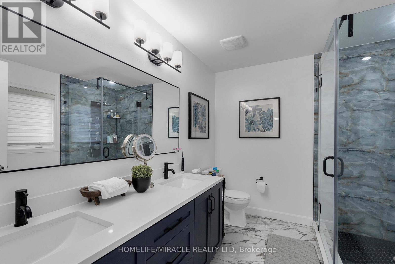Photo 9 of 10 Dormington Crescent, Brampton ON