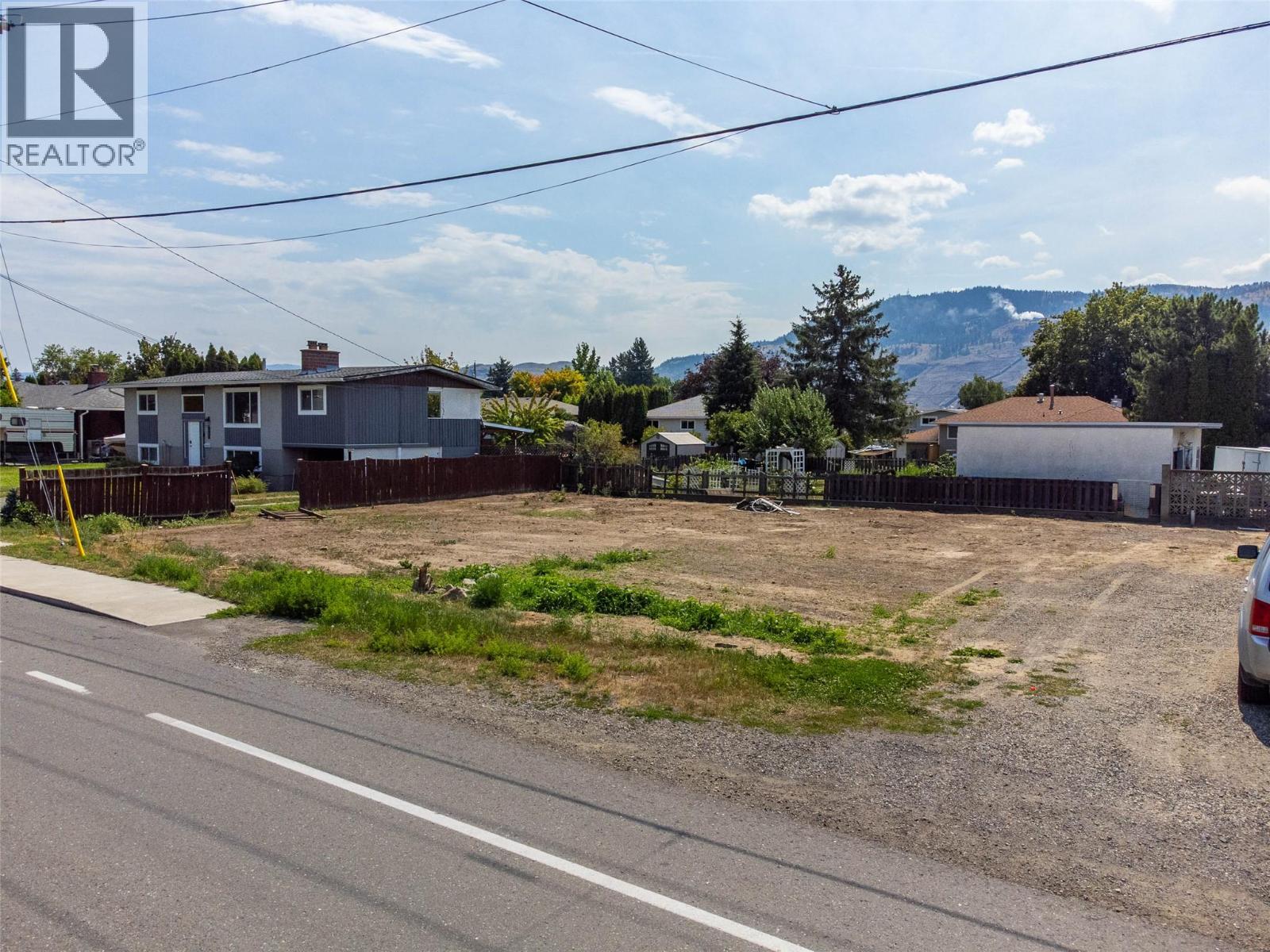 Photo 7 of 2395 Greenfield Avenue, Kamloops BC