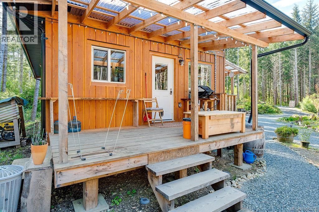 Photo 5 of 3782 Petrel Dr, Sooke BC