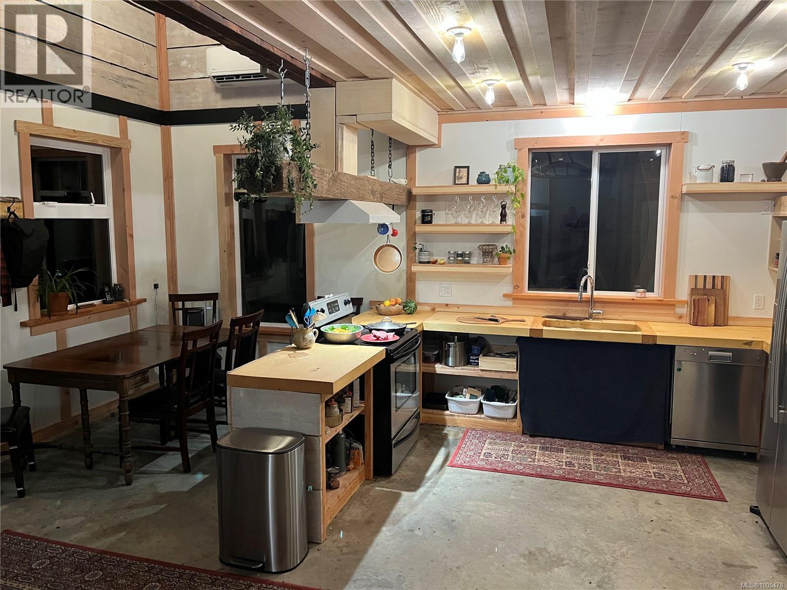 Photo 31 of 3782 Petrel Dr, Sooke BC